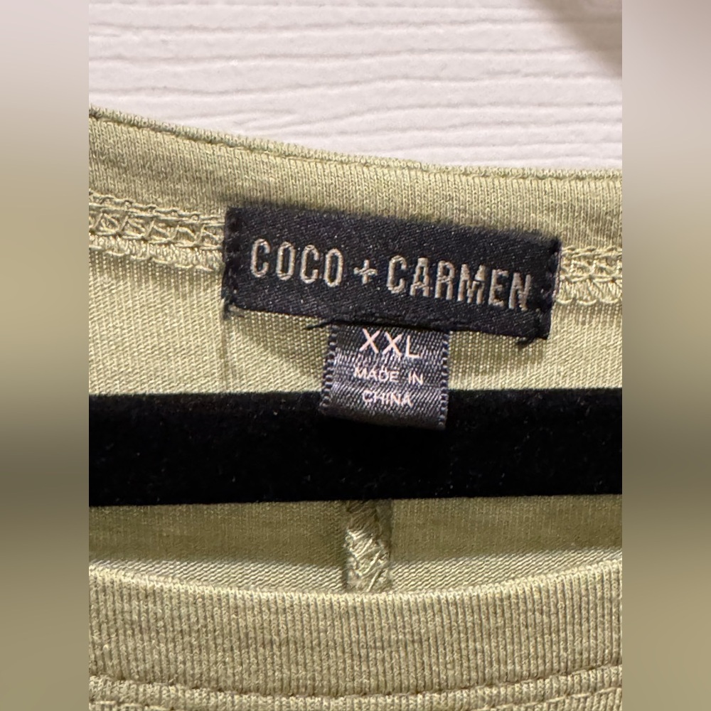 Coco + Carmen tunic size XXL - Picture 3 of 3